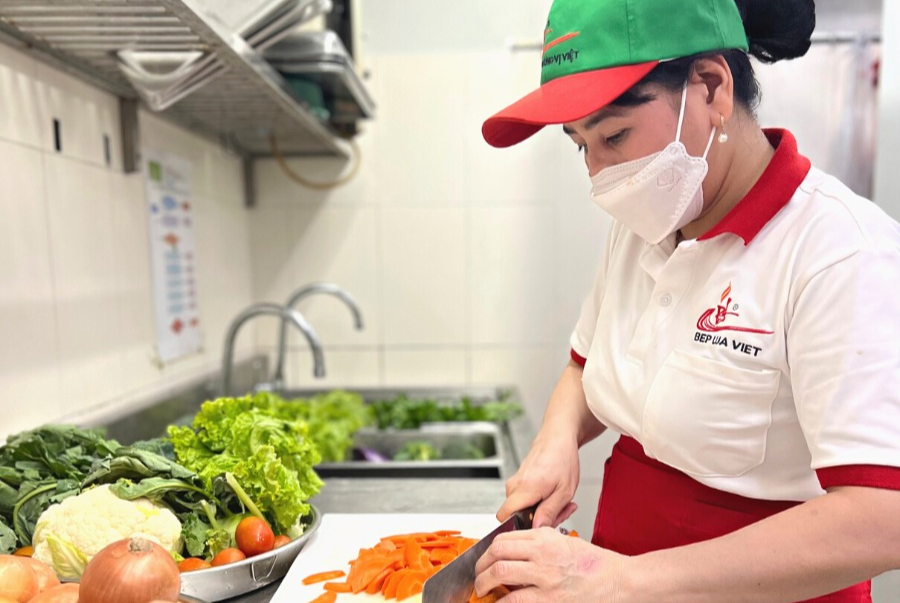 Bếp Lửa Việt là đơn vị cung cấp suất ăn công nghiệp uy tín